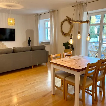 Best Butler Boho Boutique City Apartment Netflix Fussen Exterior photo