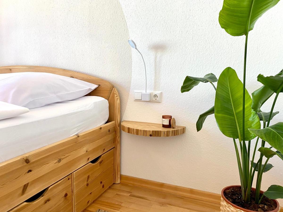 Apartment Butler Boho Boutique Netflix *