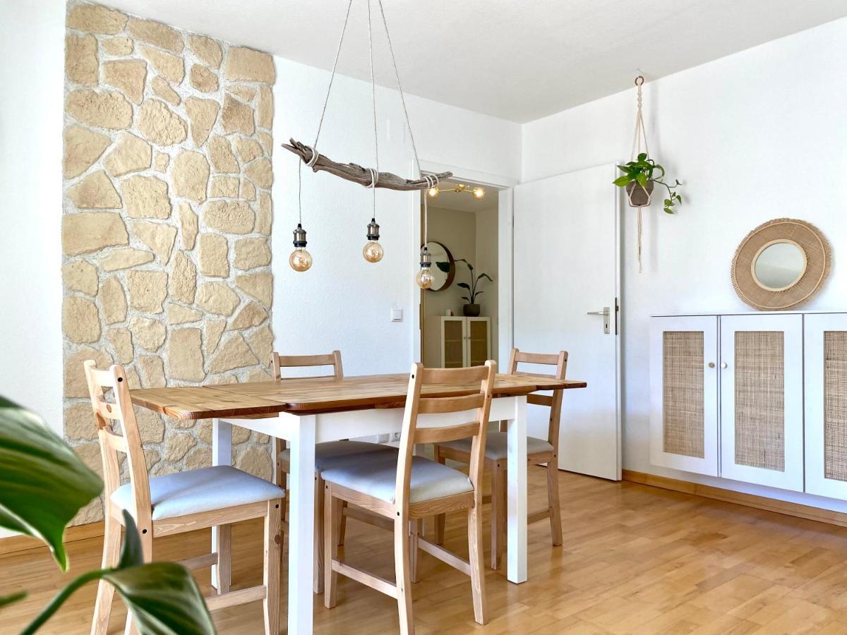 Butler Boho Boutique Netflix Apartment Fussen